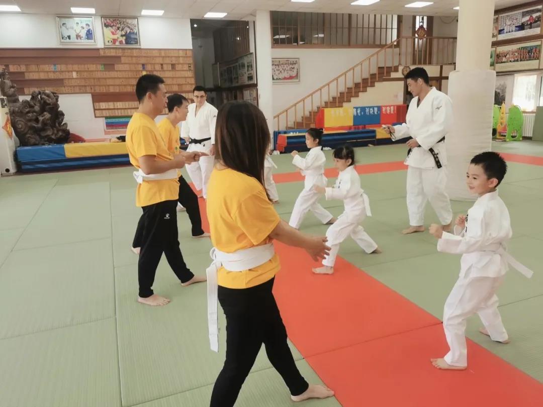 1633763005441936153F.jpg 8.jpg